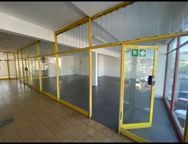 80M² RETAIL TO LET IN STARWOOD